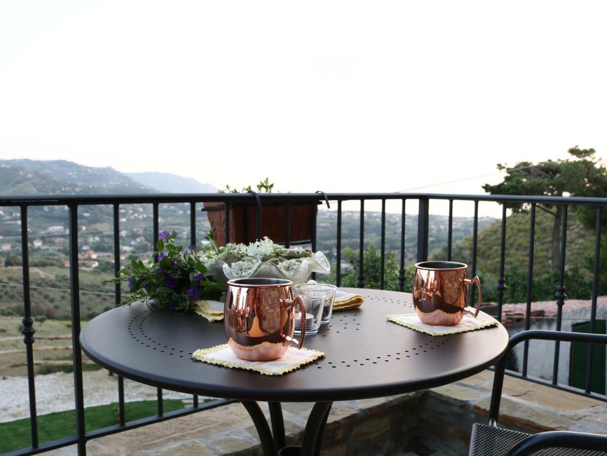 Casa Amigdala Bed & Breakfast Castellabate Ngoại thất bức ảnh
